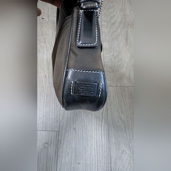 COACH Hampton Y2K Shoulder Bag 🖤💚 - Picture 4 of 8